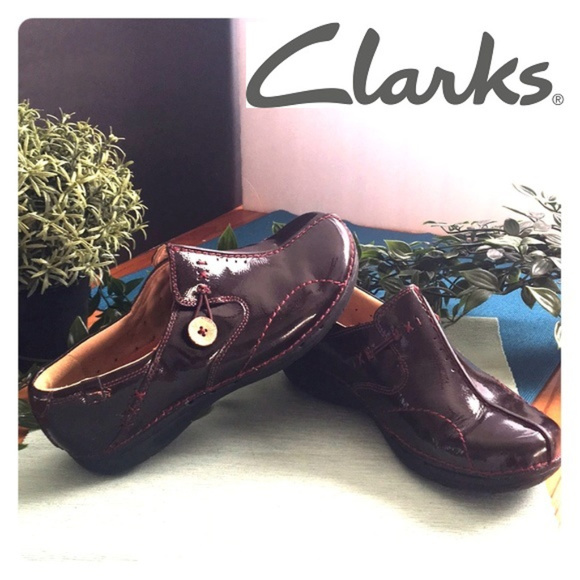 clarks burgundy patent bag